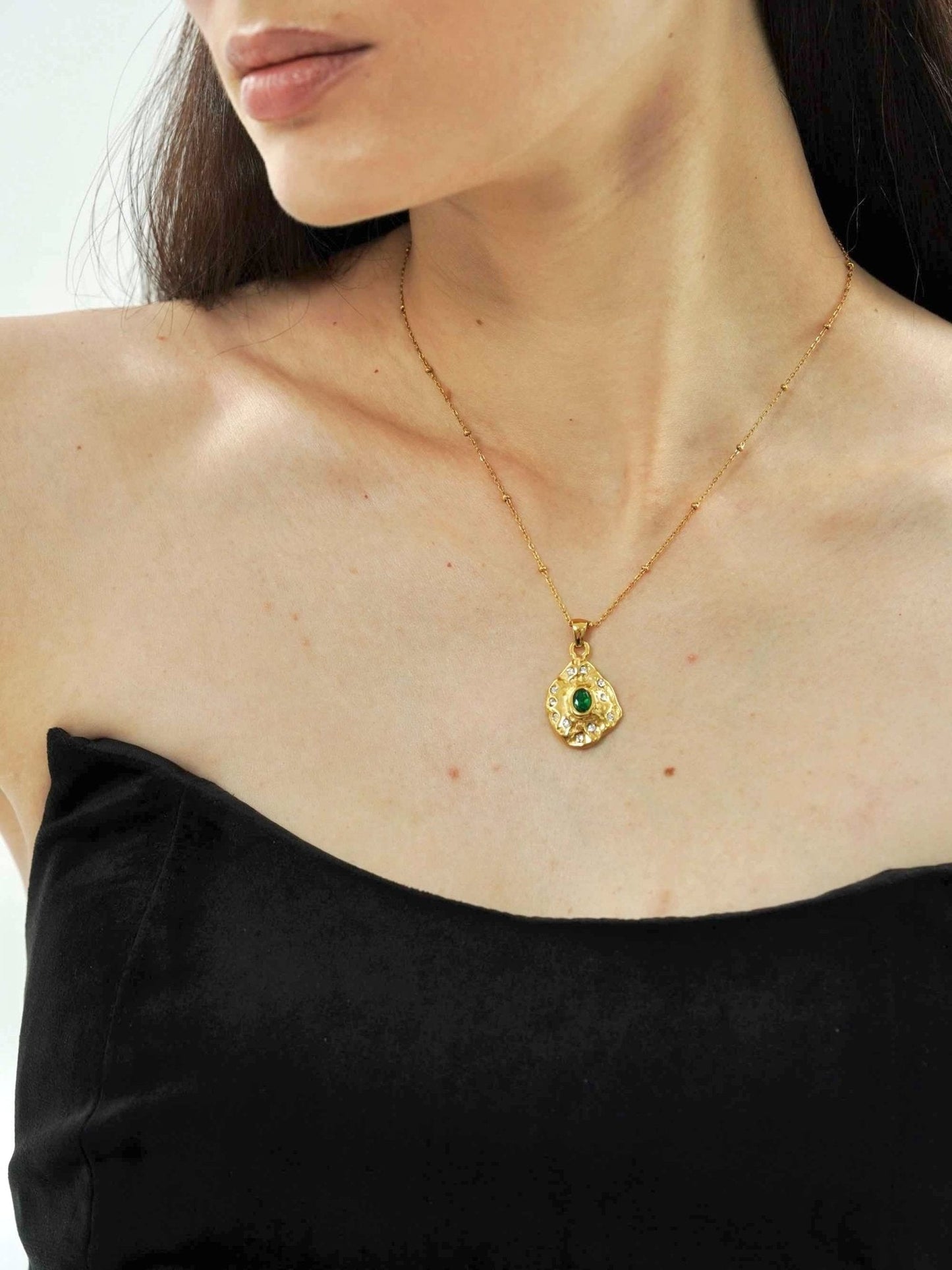 Emerald Textured Pendant Necklace