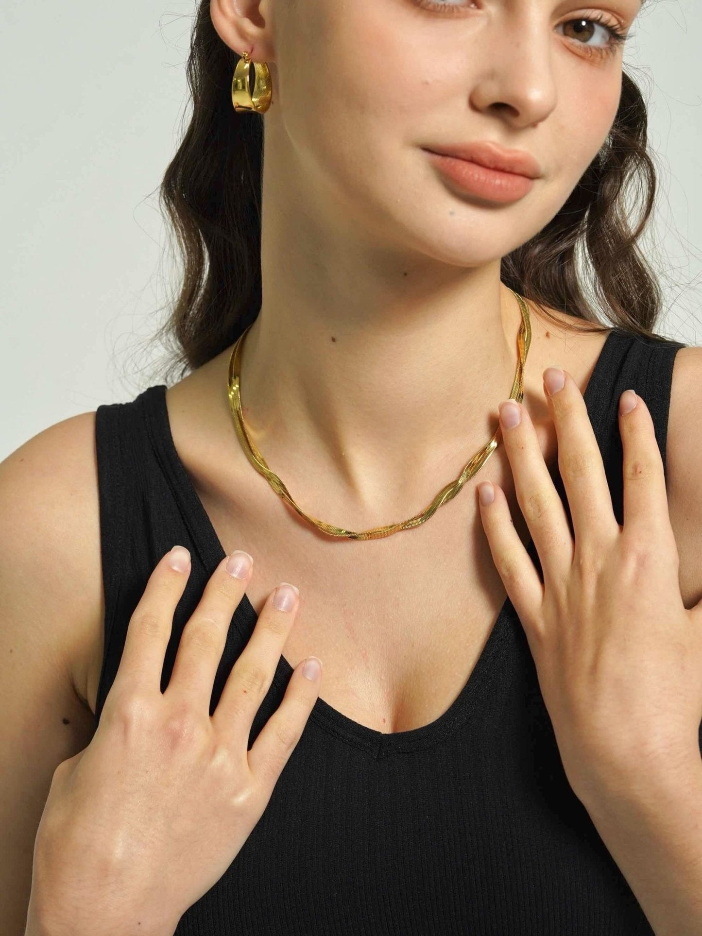 Herringbone Choker Necklace