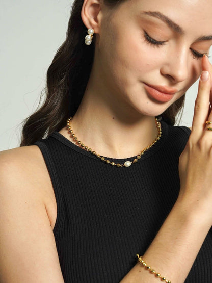 Beaded Necklace with Pearl