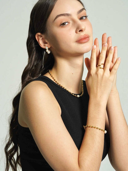 Beaded Necklace with Pearl