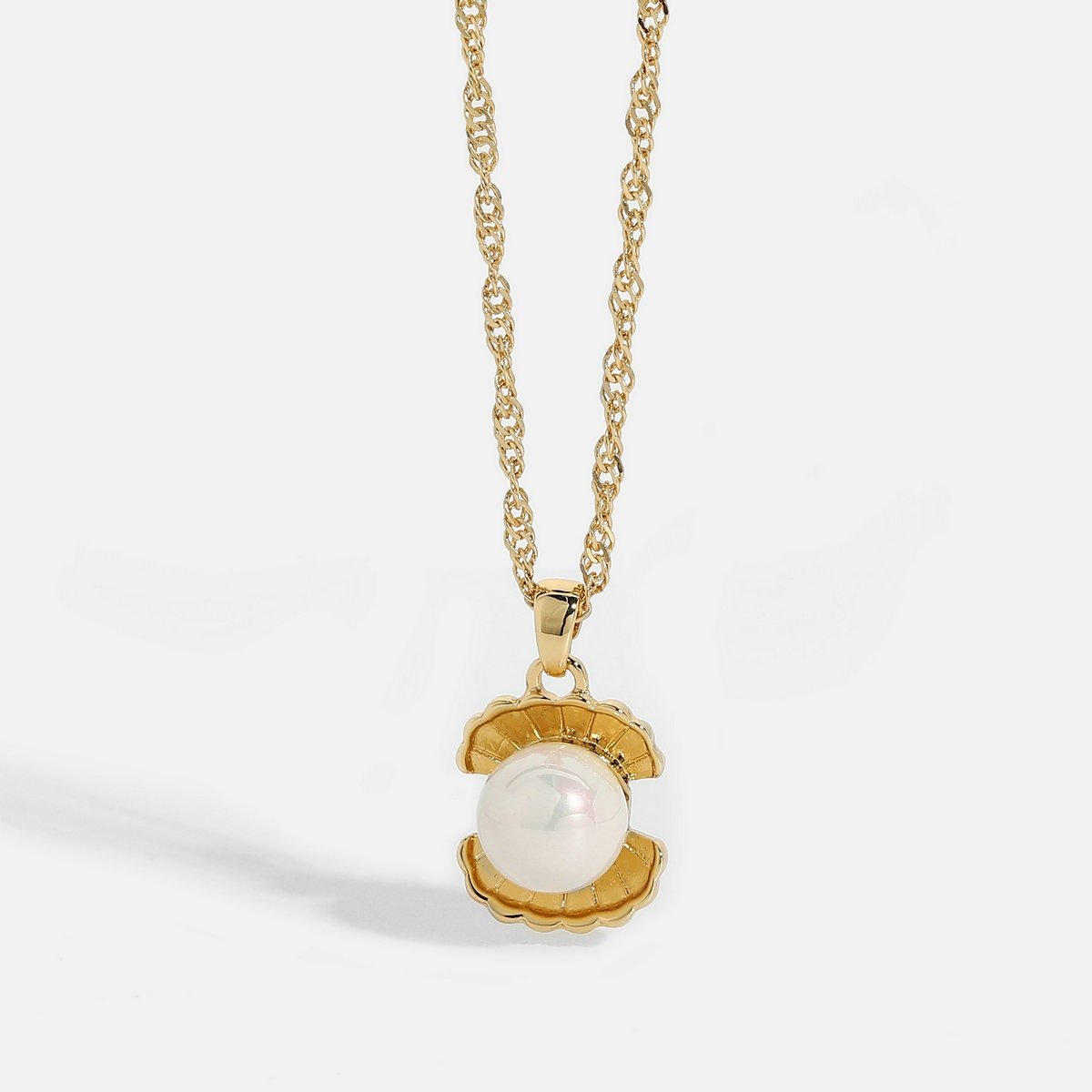 Pearl Pendant Necklace