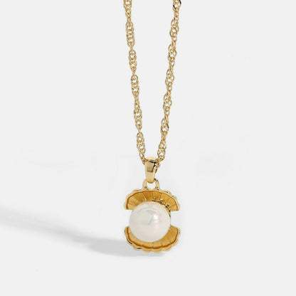 Pearl Pendant Necklace