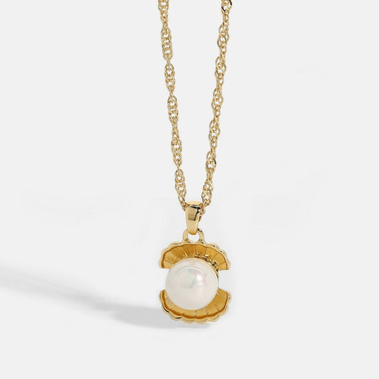 Pearl Pendant Necklace