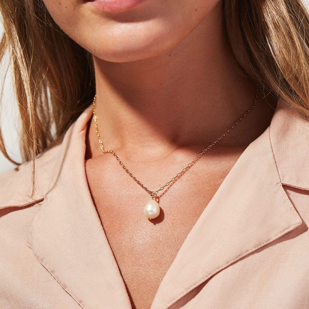 Tiny Pearl Necklace